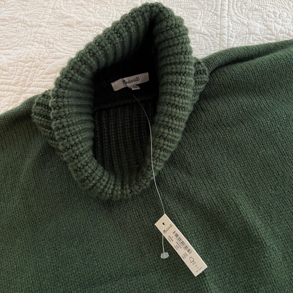 Madewell Green Sadler Turtleneck Sweater - Picture 2 of 9